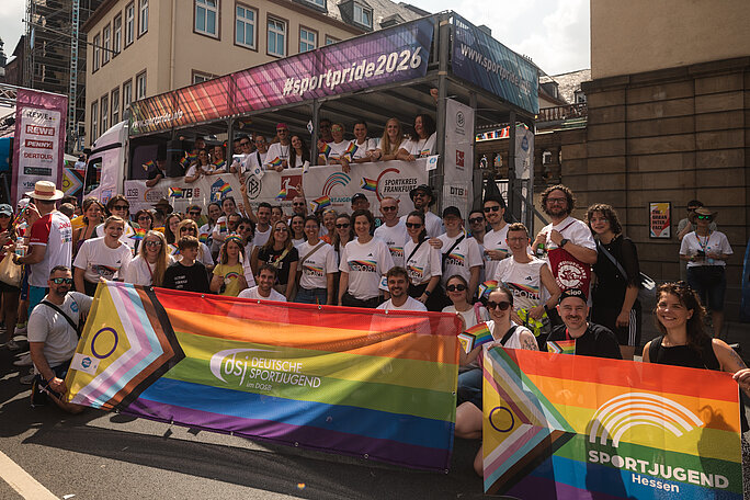 Der CSD in Frankfurt steht für Vielfalt und ist ein Symbol für unsere Demokratie - Bild: Teresa Kilian/DFB