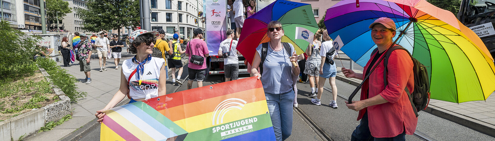 SJH-Team beim CSD in Frankfurt (c)gettyimages/dfb
