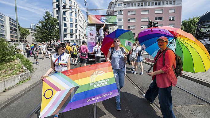 SJH-Team beim CSD in Frankfurt (c)gettyimages/dfb